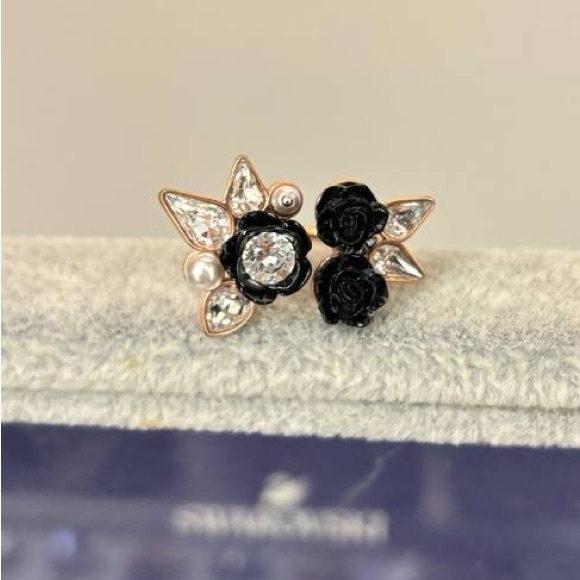 Swarovski ring - Picture 8 of 8